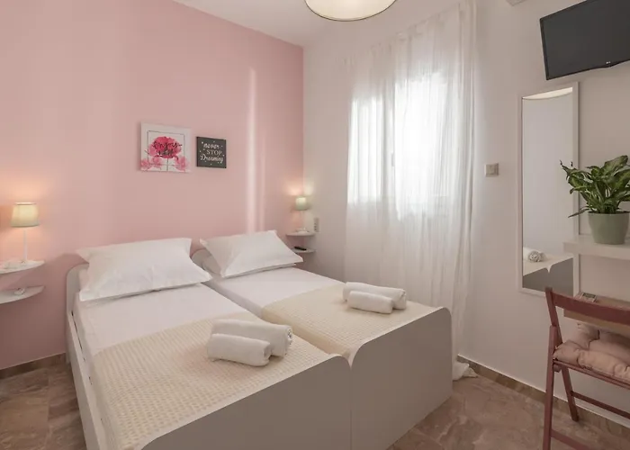 Casa Elemar With Private Yard Villa